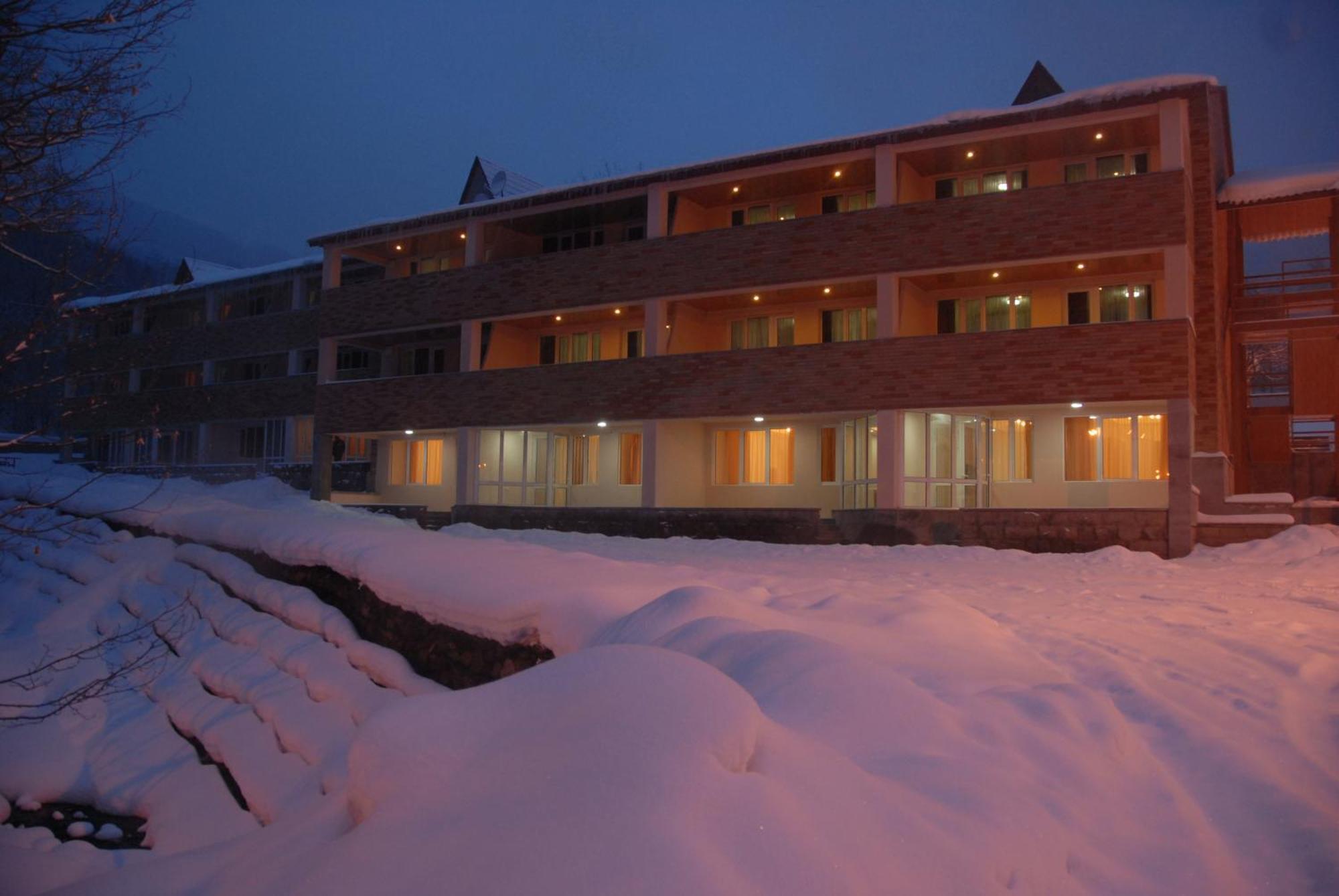 Tsaghkahovit Hotel Tsaghkadzor Eksteriør billede